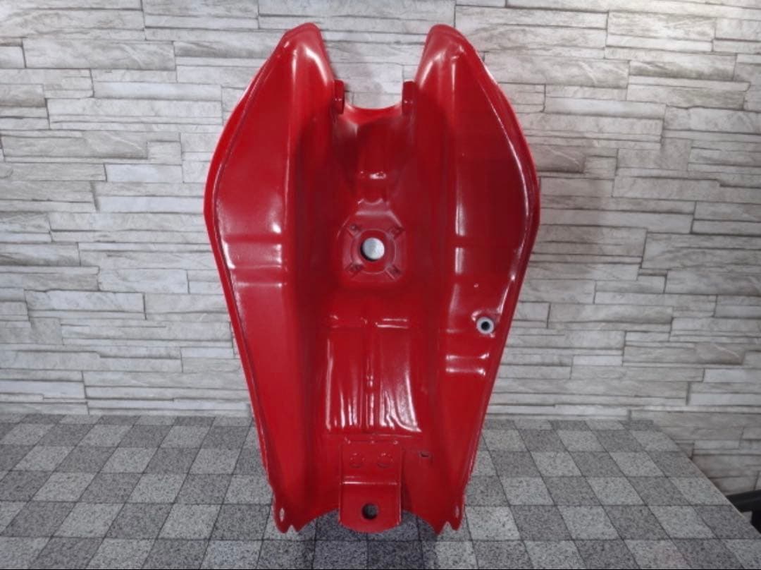 【ＣＢＸ４００Ｆ】 ●赤ソリッドカラー外装セット美品 ● 新品未使用部品