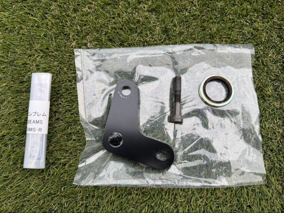 BEAMS R-EVO マフラー