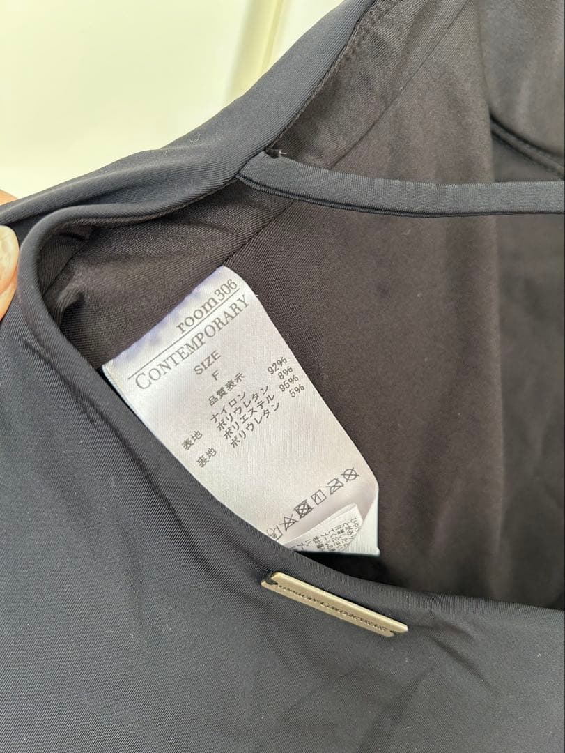 【美品】room306contemporary バックオープンフリル ワンピース