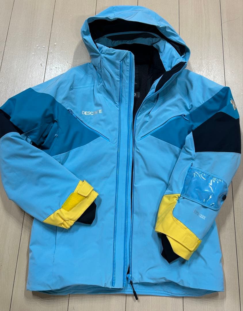 デサント　スキーウェア　上下セット　Mサイズ　ビブパンツ