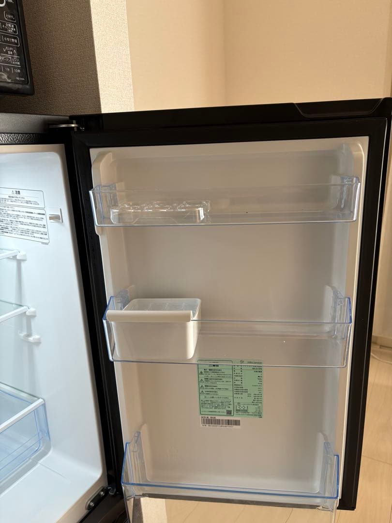 2024製Hisense（ハイセンス）冷蔵庫 162L 10月迄の保証書付き