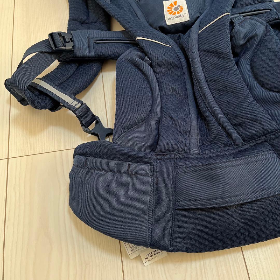 【値下げ】ergobaby OMNI Breeze 抱っこ紐 ネイビー