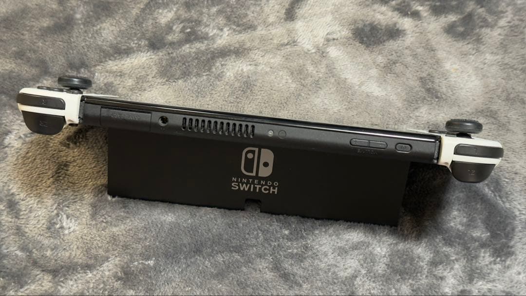 【美品】Nintendo Switch 有機ELモデル 本体＋プロコン
