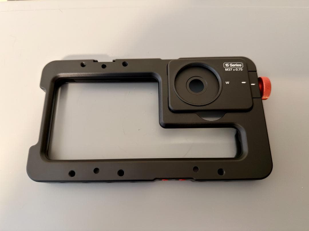 iPhoneアクセサリー Beastgrip Beastcage for iPhone 15 ProMax