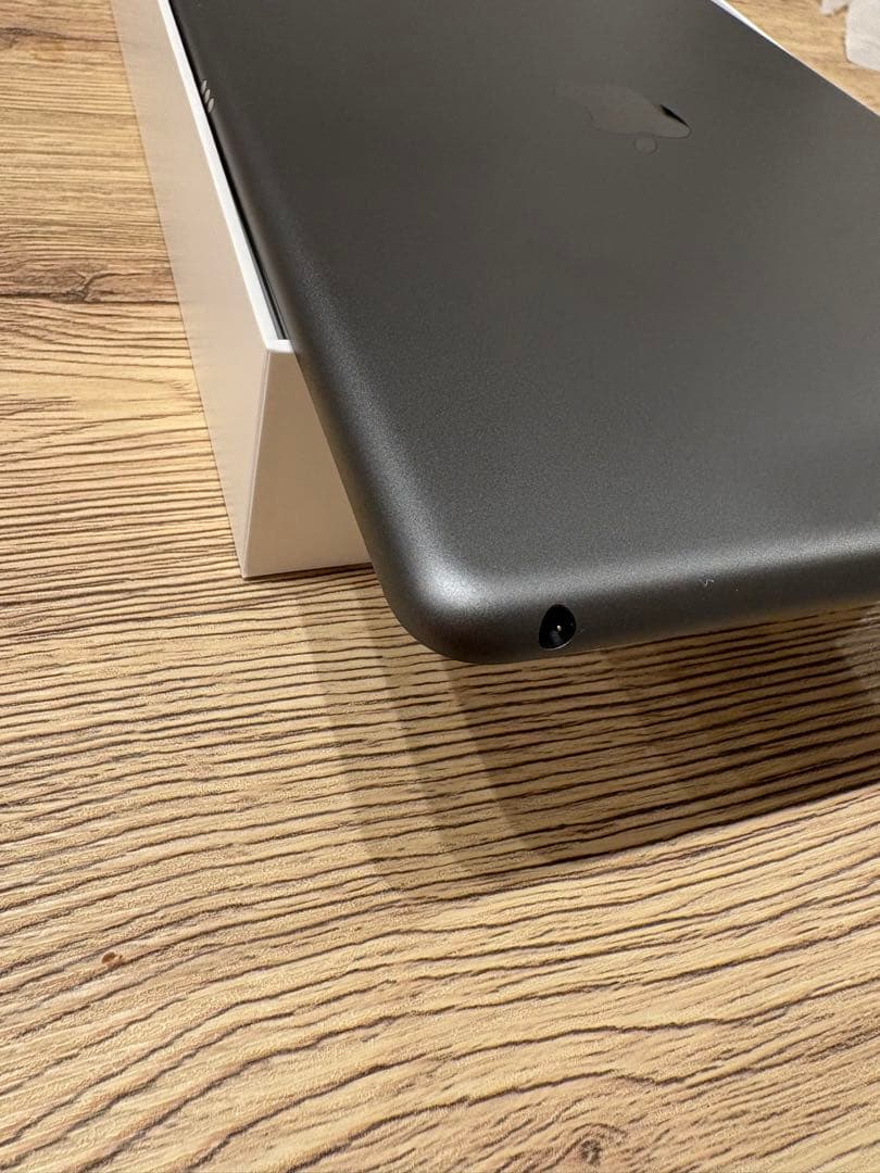 【美品】iPad9世代 64GB スペースグレー