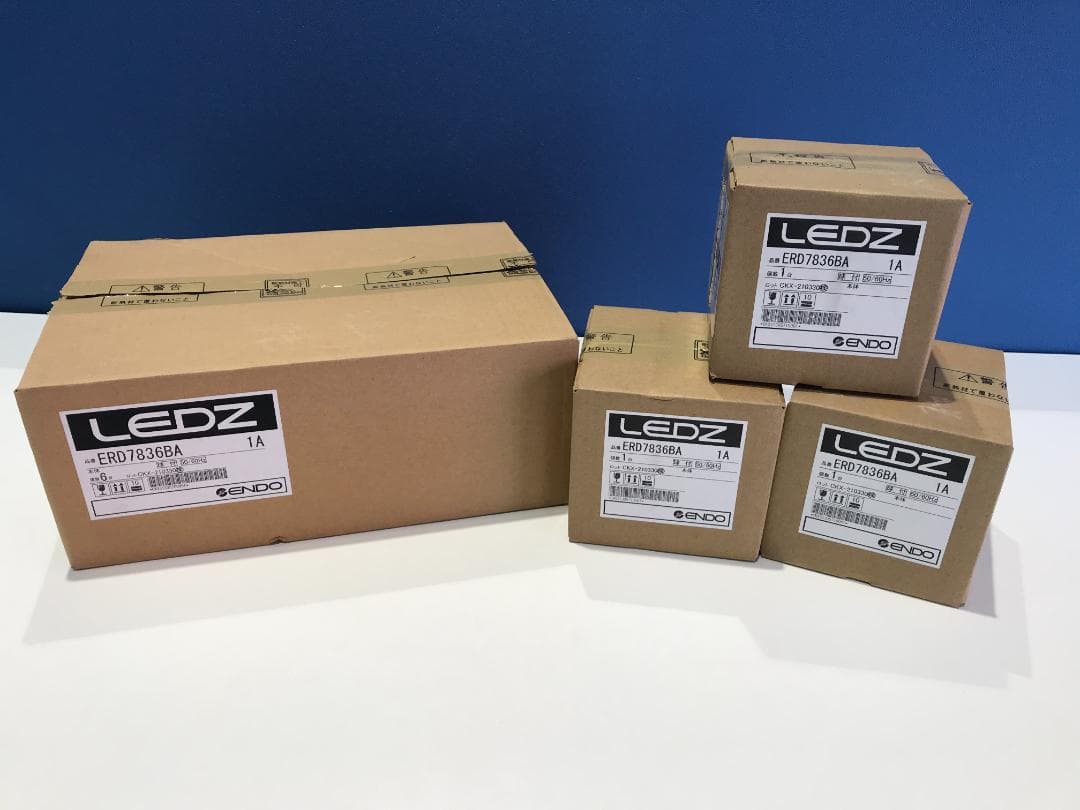 遠藤照明「ERD7836BA」　ユニバーサルダウンライト黒　電球色　9個セット