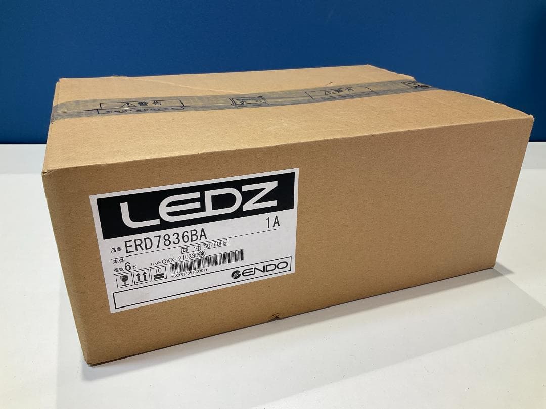 遠藤照明「ERD7836BA」　ユニバーサルダウンライト黒　電球色　9個セット