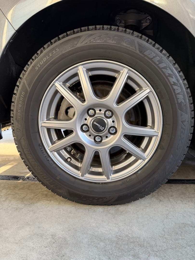 ブリジストン　ブリザックVRX3