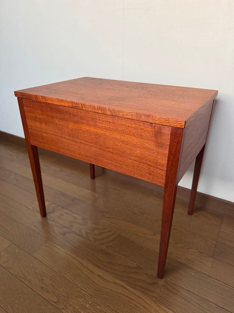 【北欧ヴィンテージ】ソーイングテーブル