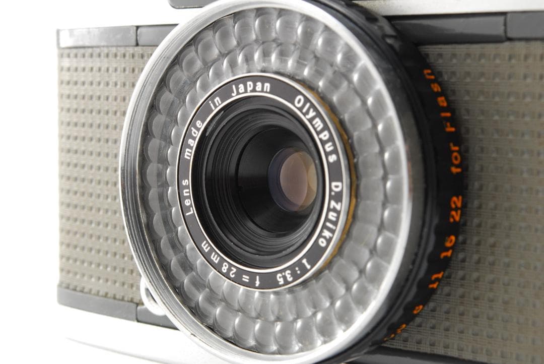 フィルムカメラ OLYMPUS PEN EES-2