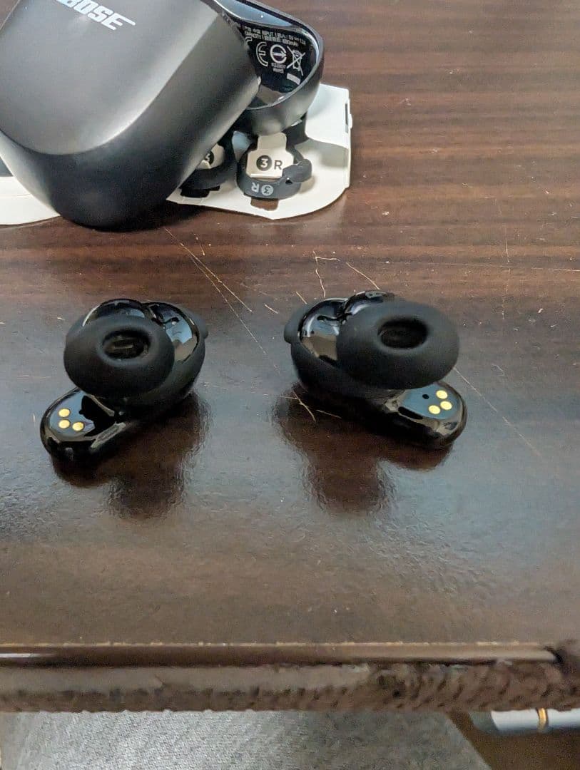 Bose quietcomfort ultra earbuds　第一世代