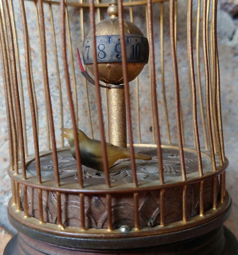 アンティーク　小さな鳥かごの時計　回転式時計　鳥かご　鳥　ゼンマイ式　動きません