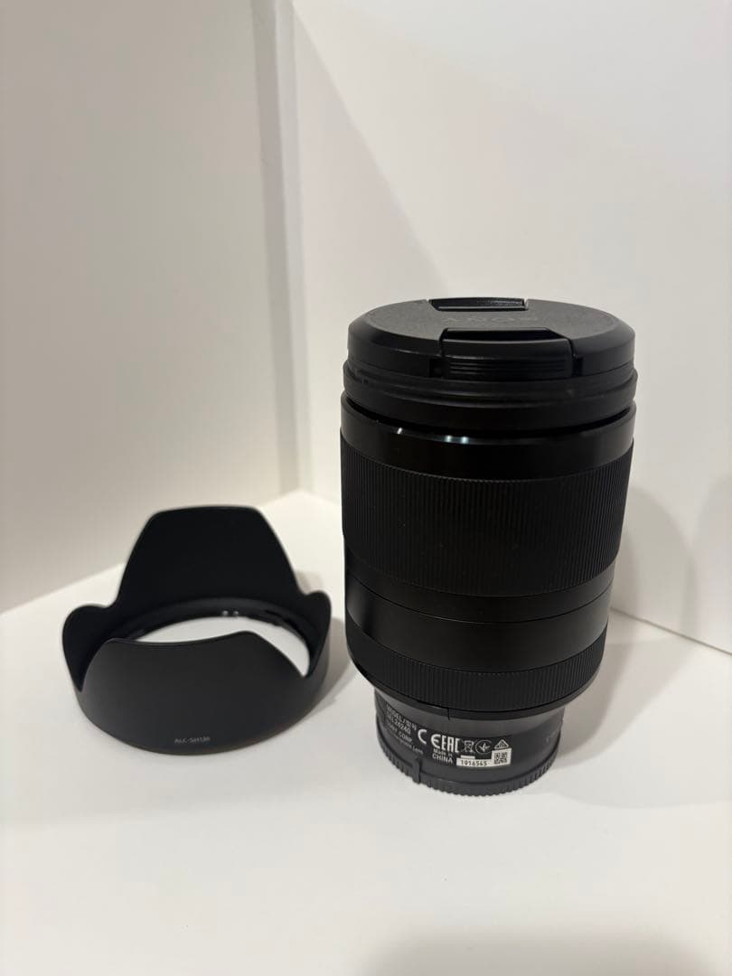 SONY FE 24-240mm F3.5-6.3ズームレンズ