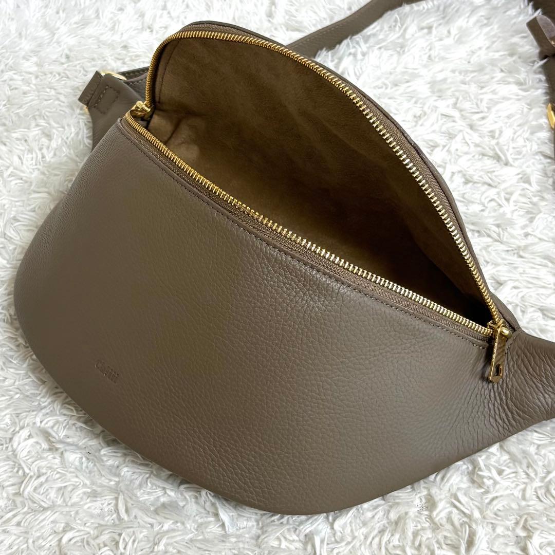 【美品】 ch!iii BAG シュリンクウエストバッグ ボディバッグ レザー