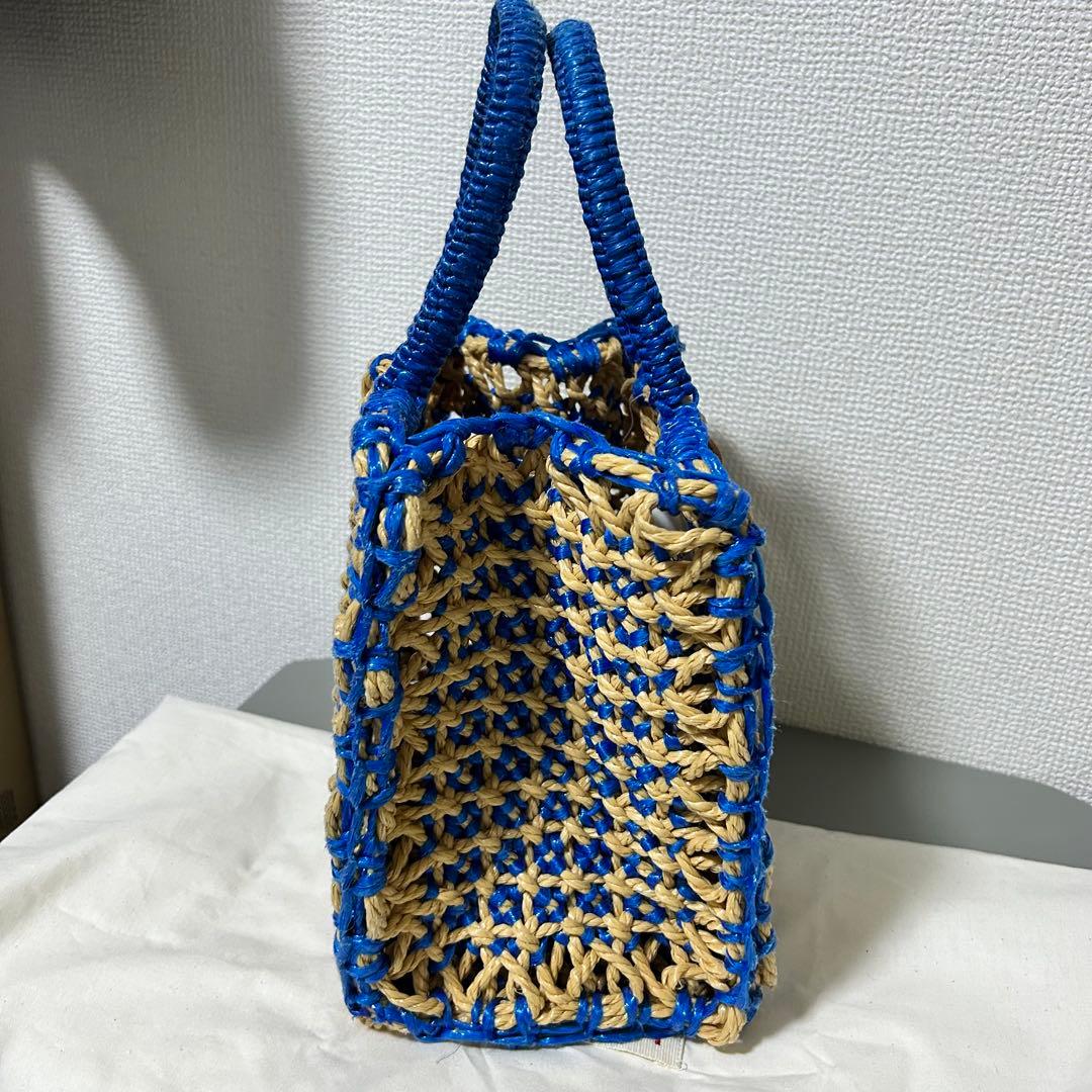 【MARNI】マルニフラワーカフェ ジュルタバッグ