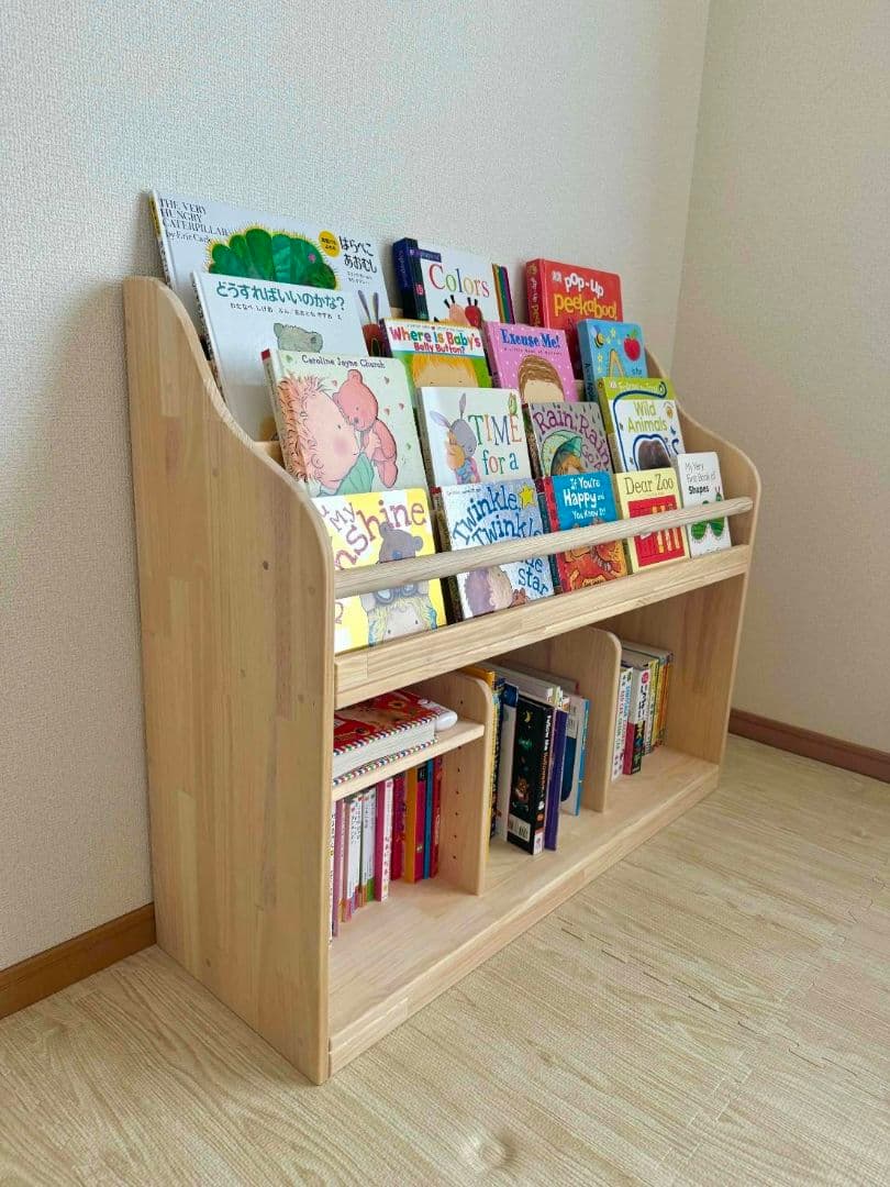 あじぽん様　絵本棚