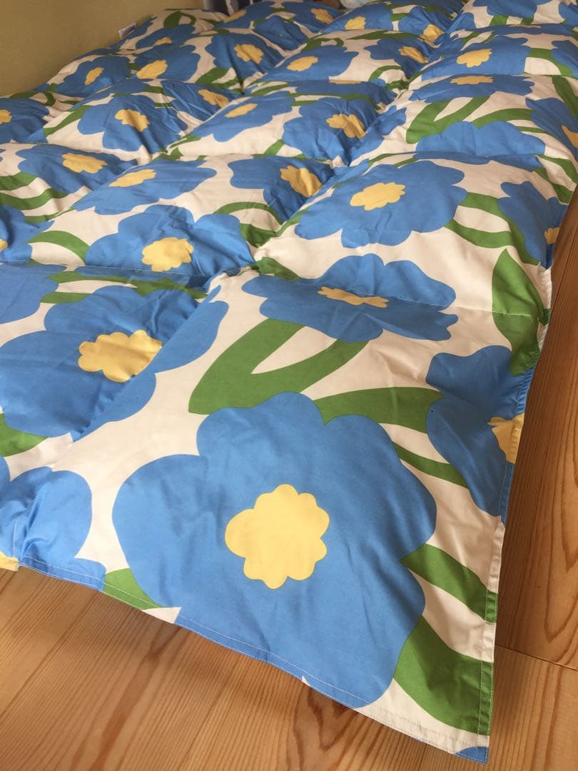 2枚セット【シビラ】羽毛布団　150×210 カラダス　イエロー　ブルー各1枚