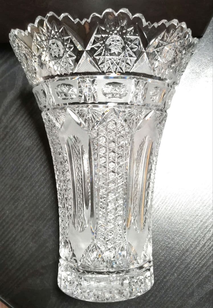 ボヘミアグラス　フラワーベース　チェコスロバキア製