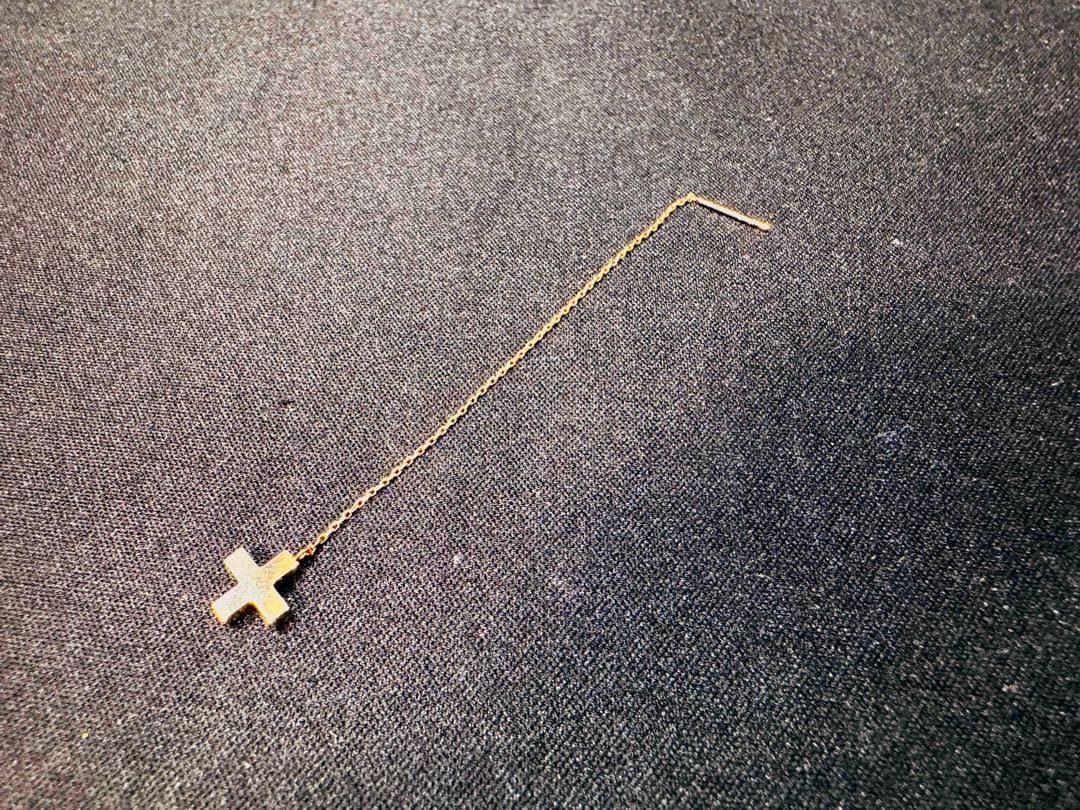 loin. croix pierced earringクロスチェーンピアス片耳用