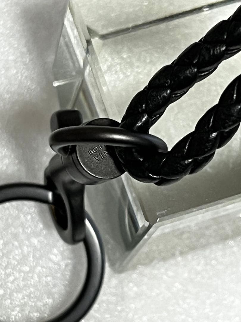 【極美品】ボッテガヴェネタ ネックストラップ キーリング イントレチャート