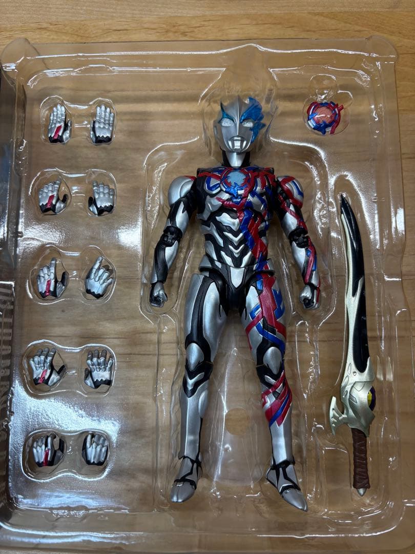 フィギュアーツ　ウルトラマンブレーザー　まとめ売り