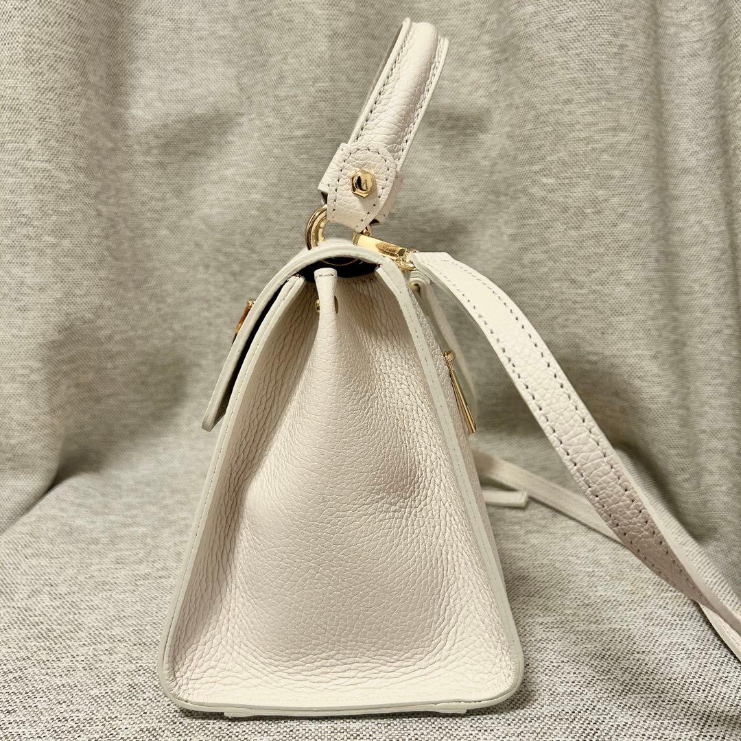 【美品】ショルダー ハンドバッグ ホワイトマルコビアンキーニ 2way