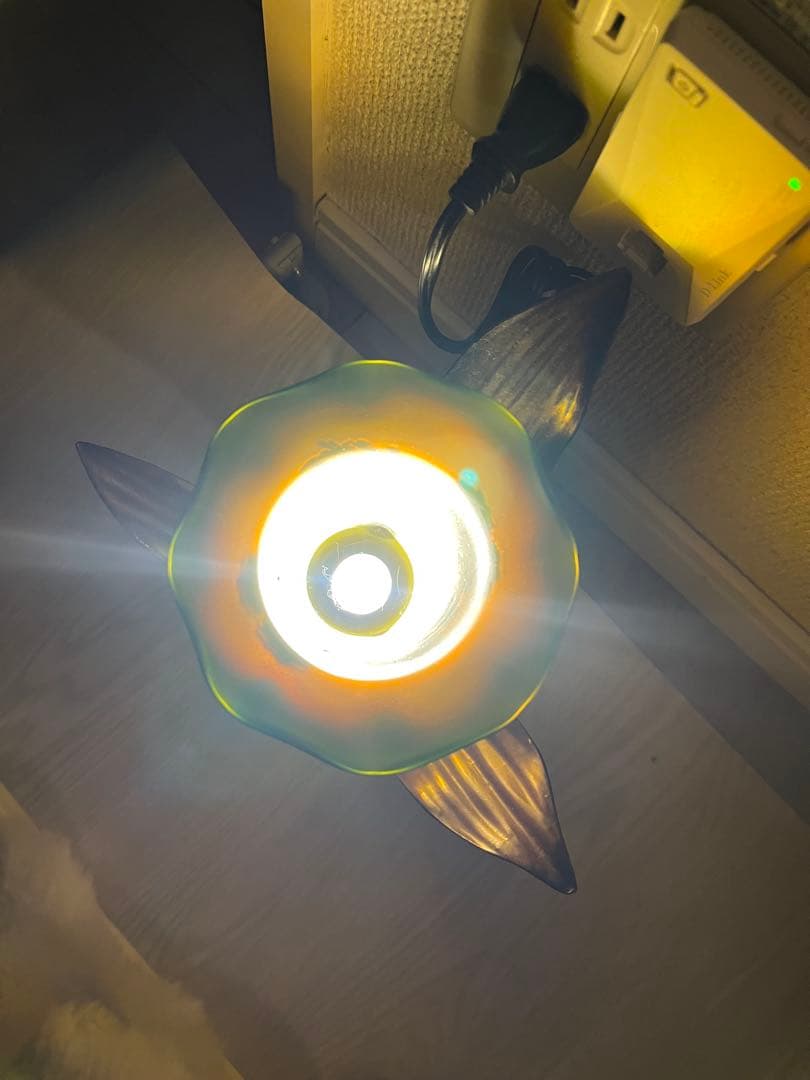 ガレ風　アンティーク リリー テーブルランプ フラワーシェード