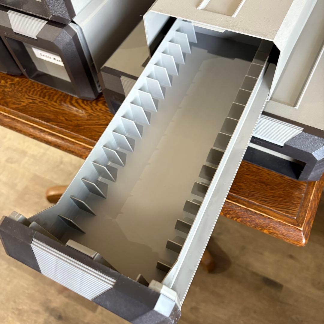 POSSO フランス製　オーディオライブラリー　CD カセット　収納ケースセット