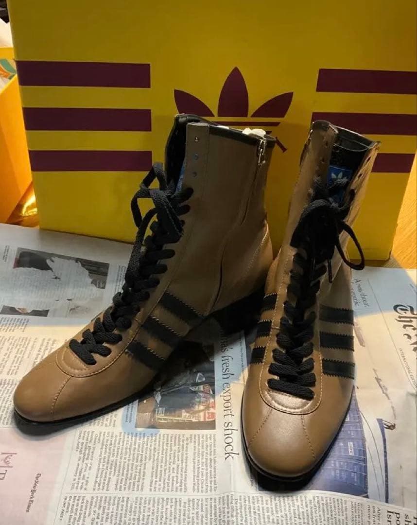 1*4様 GUCCI アディダス コラボ ブーツ ベージュ ストライプ レザー