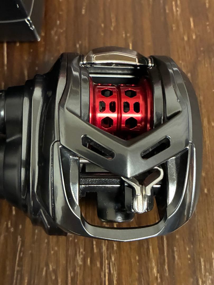 ダイワ アルファス AIR TW 8.6R 右 ベアリング、ドラグクリッカー追加