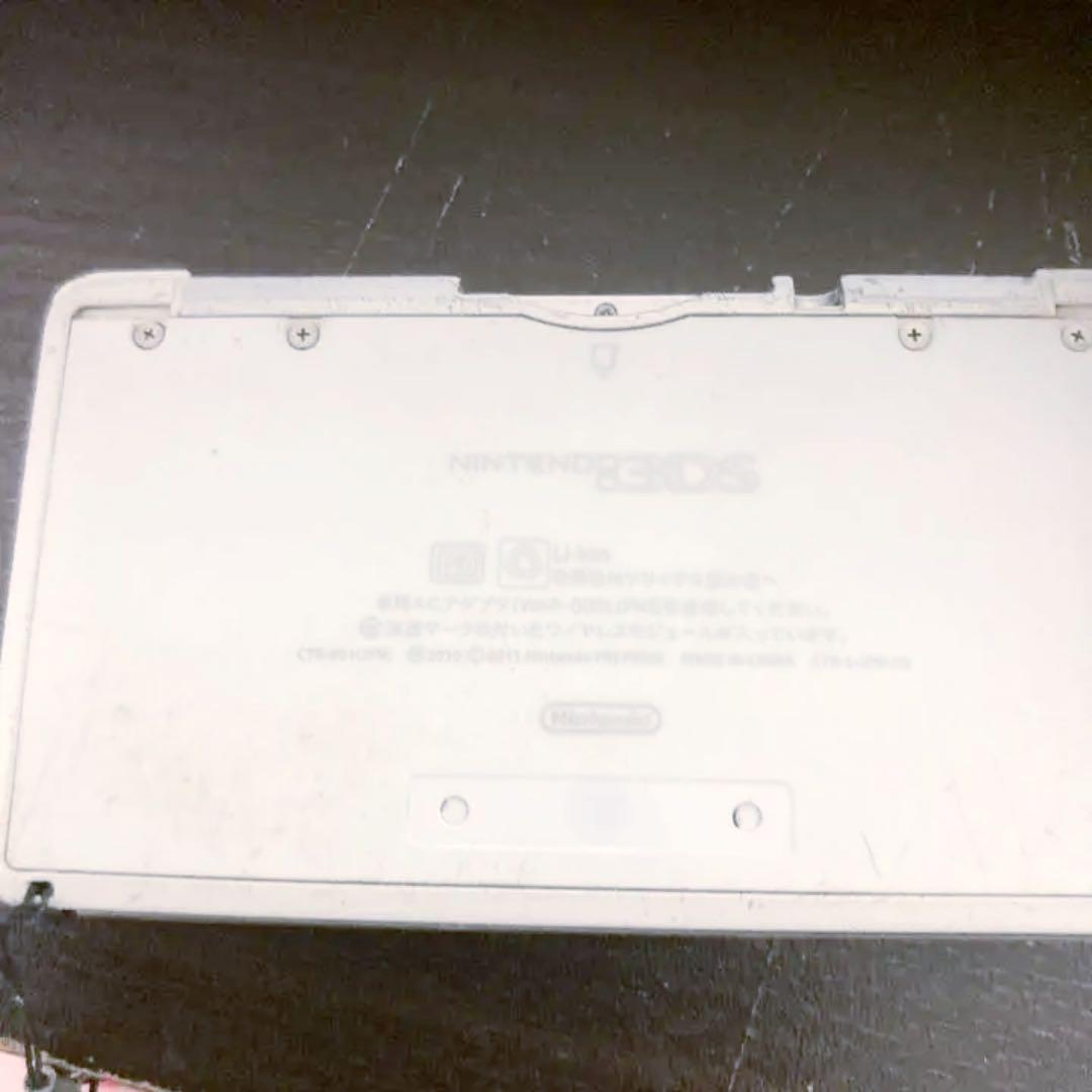 ニンテンドー3DS ピュアホワイト