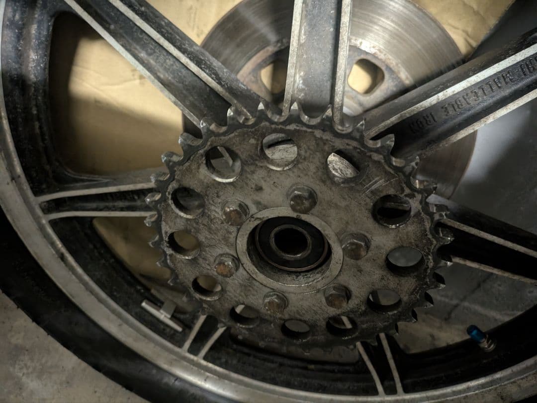 ヤマハ　19インチキャスト