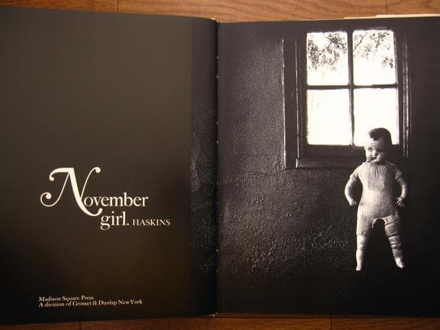 NOVEMBER GIRL　Sam Haskins　サム・ハスキンス