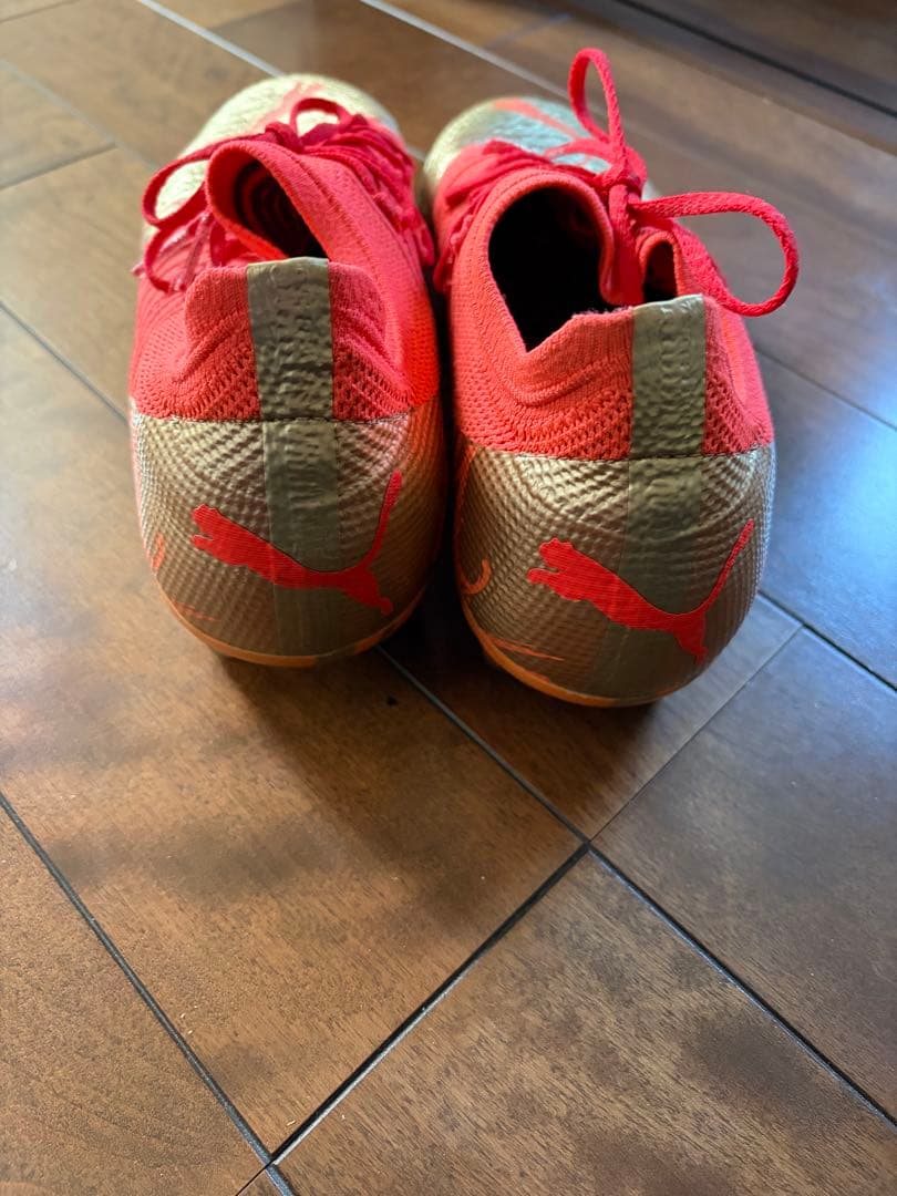 プーマ　フューチャー Z 1.4 NJR FG/AG ロングパイル