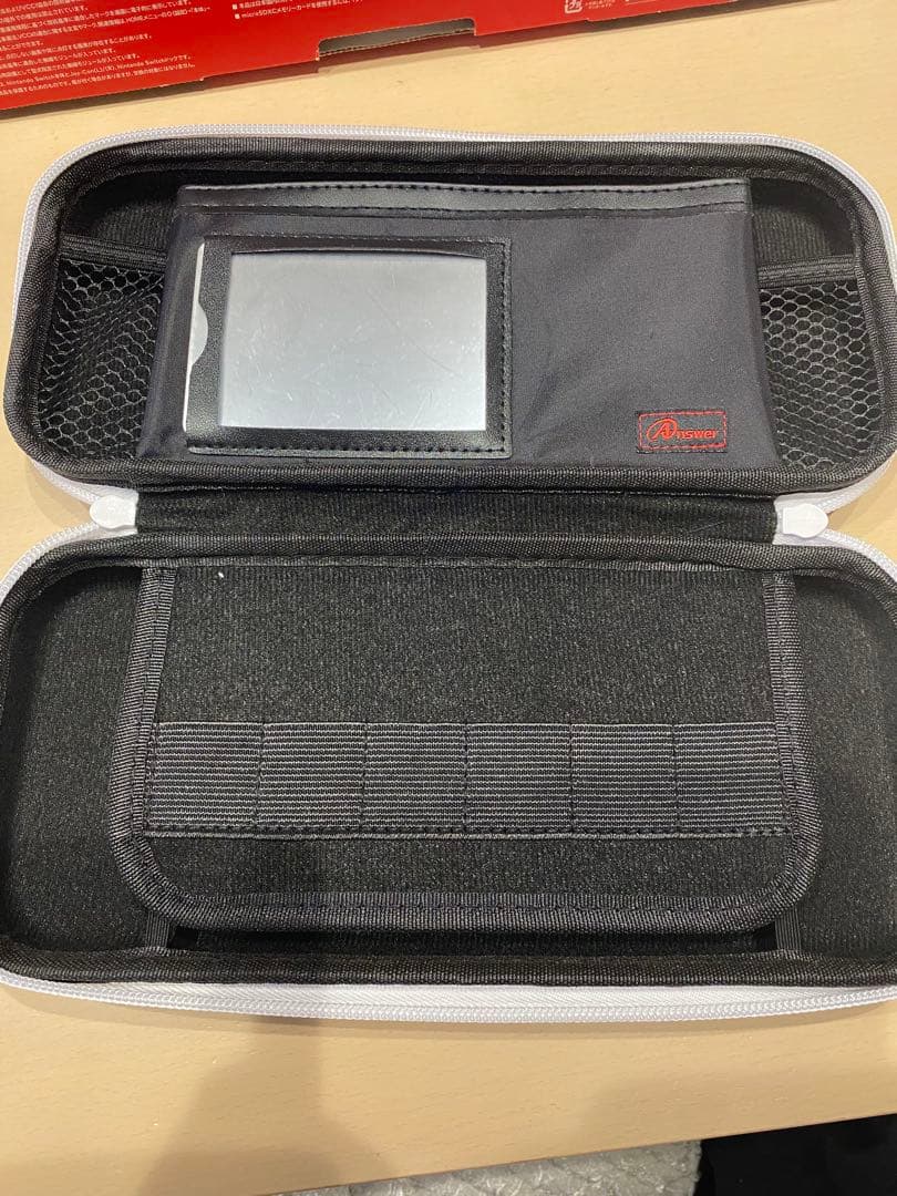 Nintendo switch本体 (付属品全て完備、初期化済)その他もろもろ