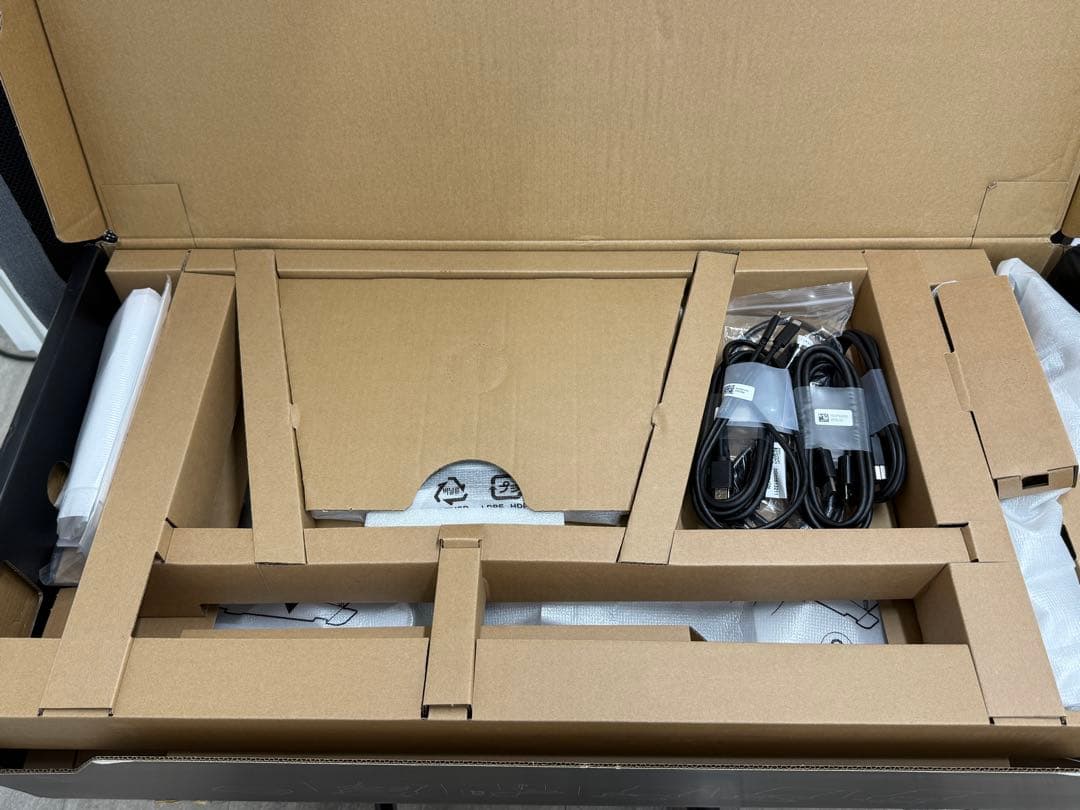 Dell U3421WE 34インチ モニター