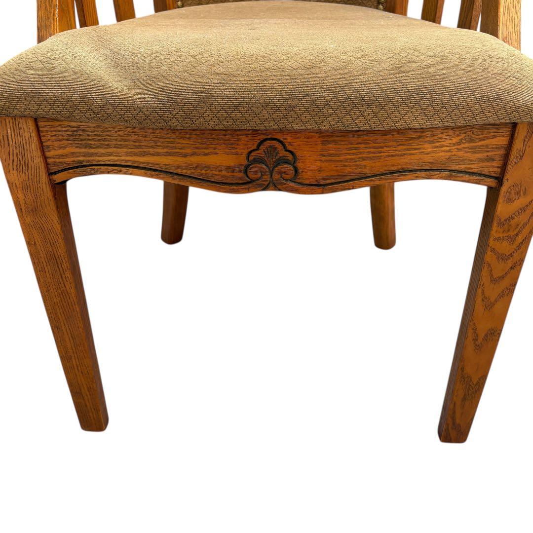 ① アンティーク 椅子 ヴィンテージ インテリア 木製チェア　スタッズ　1人用