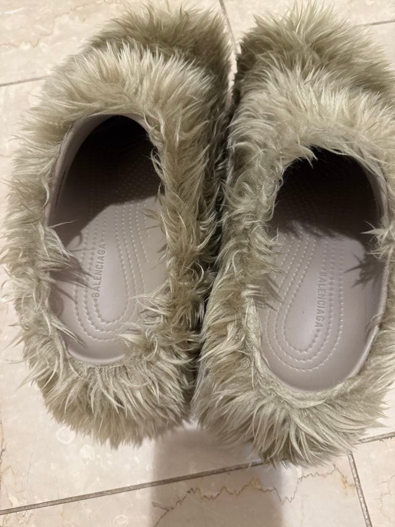 BALENCIAGA× Crocs Faux Fur Mules