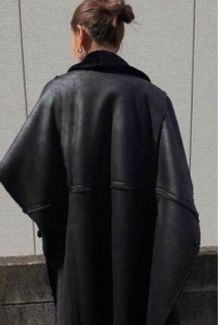 新品 アメリ Ameri リバーシブル ボア ポンチョ コート