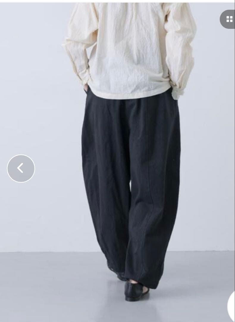 新品未使用　かぐれ　コットンボリュームパンツ