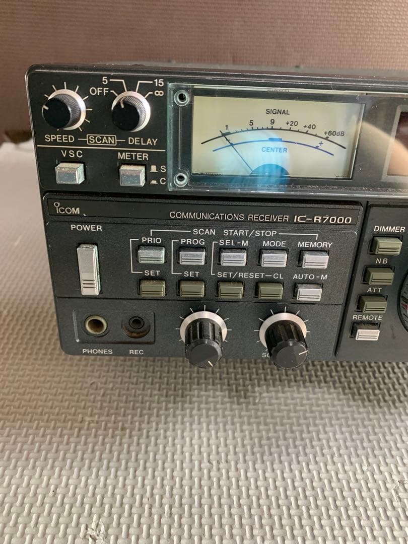 動作未確認　ICOM IC-R7000　 広帯域受信機