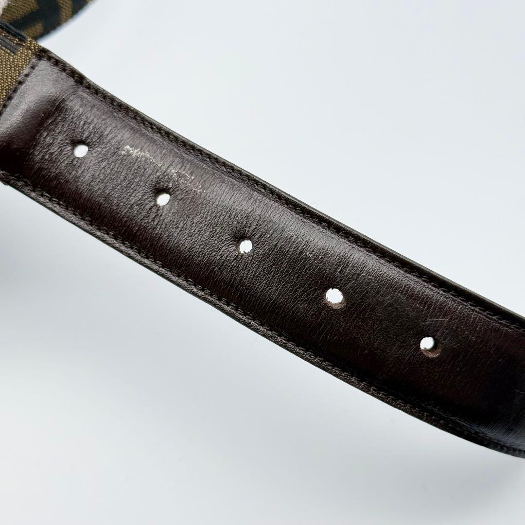 ✨良品✨FENDI ベルト ズッカ柄 FFロゴ レザー ゴールド金具 男女兼用