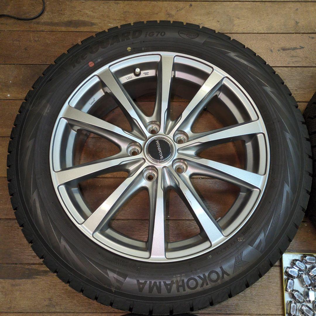 美品9分〜　2023年　60系プリウス　ヨコハマスタッドレス　195/60R17