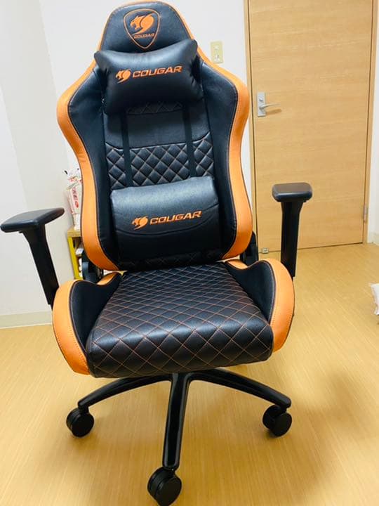 COUGAR ゲーミングチェア