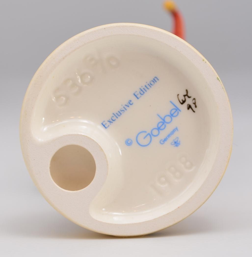 Xmasの驚き　＃536　No.2　★フンメル　ドイツゲーベル　絶版　箱付き