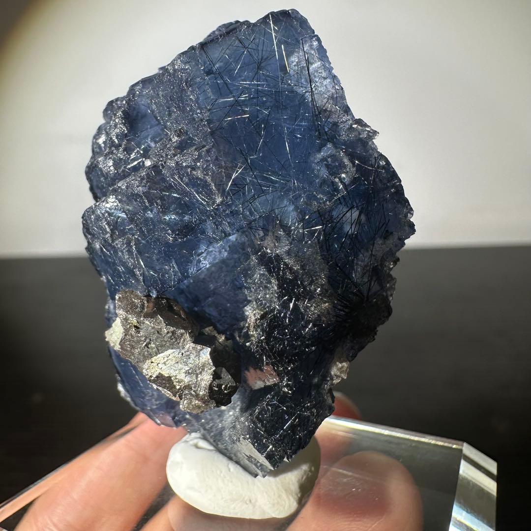 希少❣️ビスマスナイト共生ブルーフローライトの原石NO.051408