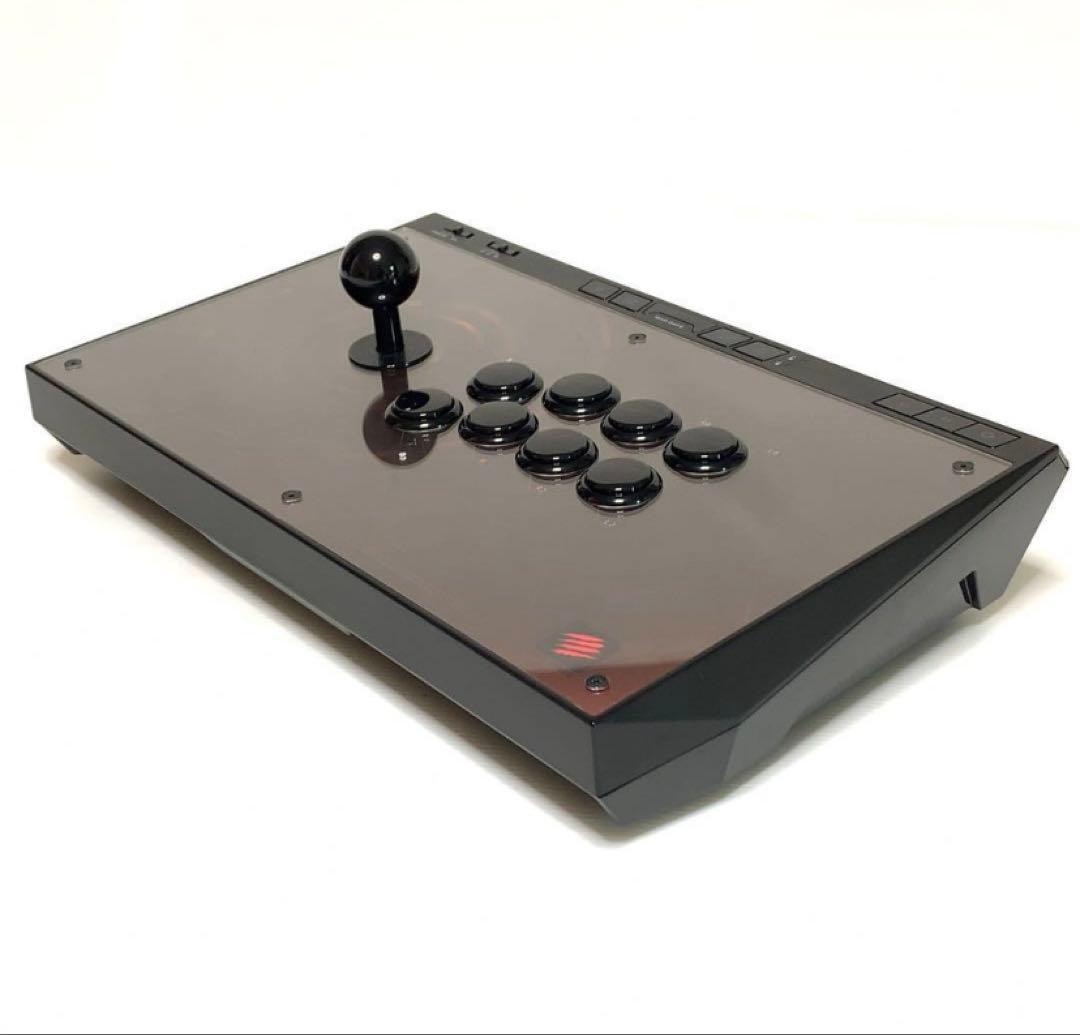 美品　Mad Catz マッドキャッツ アーケードコントローラー E.G.O.
