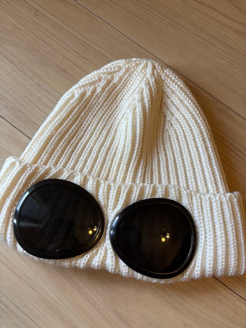 C.P. Company ゴーグル ニットキャップ 白 ホワイト CPカンパニー
