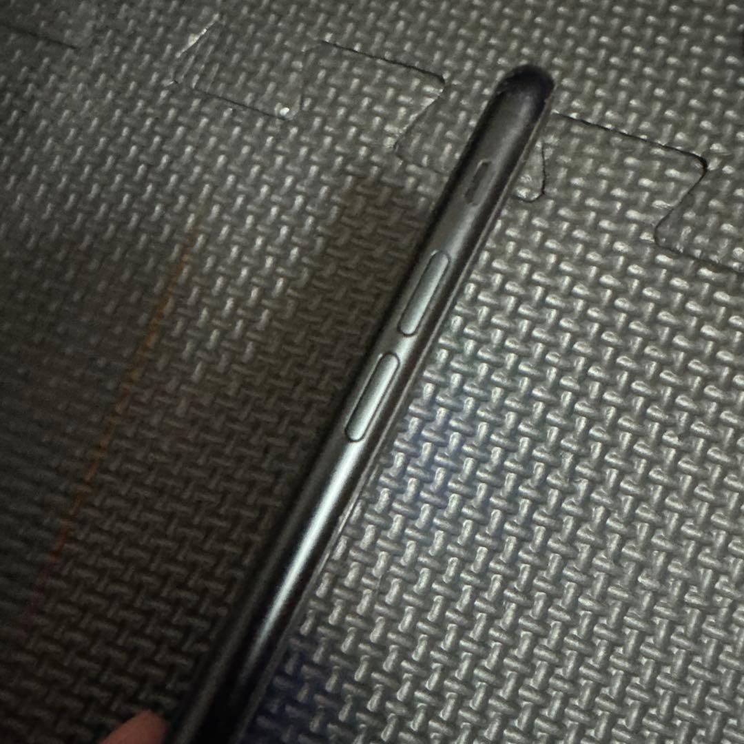 デ*キ様 Apple iPhone SE ブラック