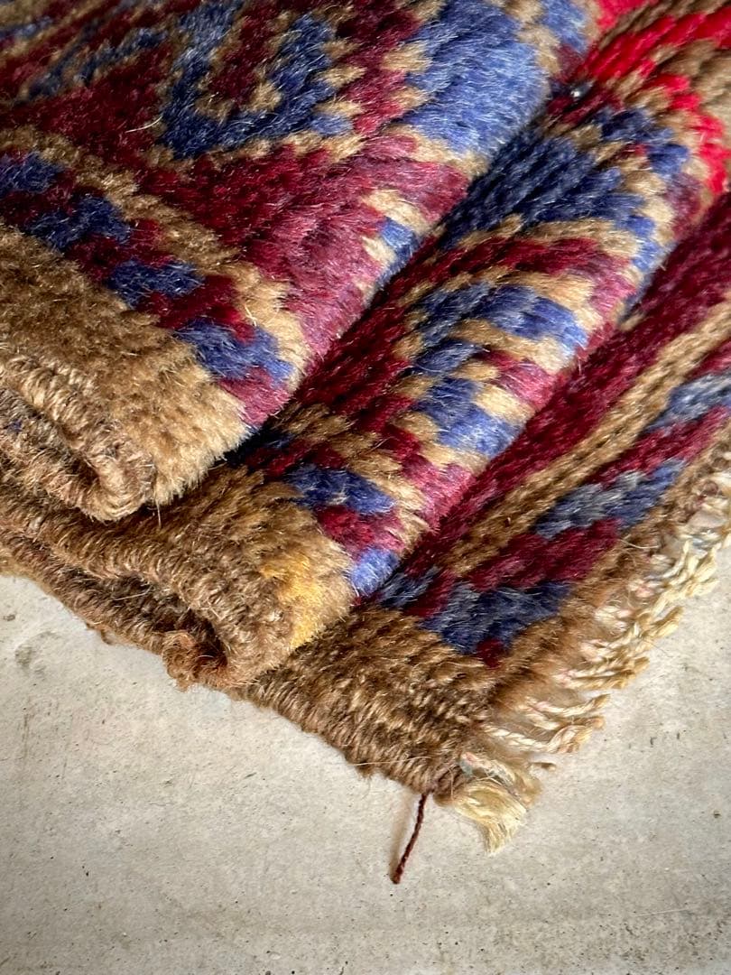 トライバルラグ　ヴィンテージラグ　バルーチ族　アフガン　ミニラグ　プリミティブ